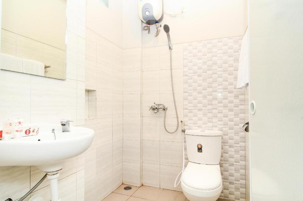 Super Oyo 168 K-15 Residence Surabaya Dış mekan fotoğraf