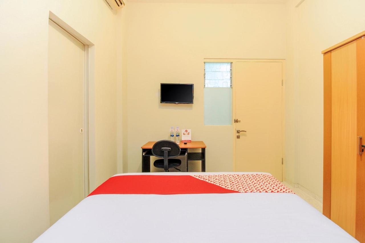 Super Oyo 168 K-15 Residence Surabaya Dış mekan fotoğraf