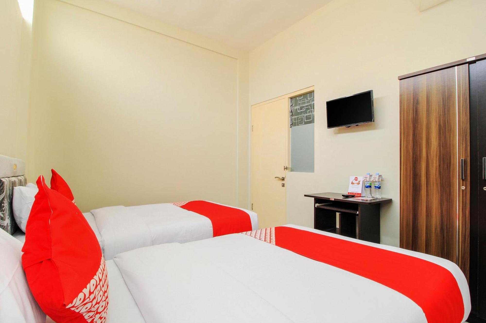 Super Oyo 168 K-15 Residence Surabaya Dış mekan fotoğraf